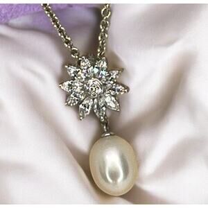 Sterling Silver Pearl (10mm) Starburst Pendant Necklace Luxury Fashion Style NEW